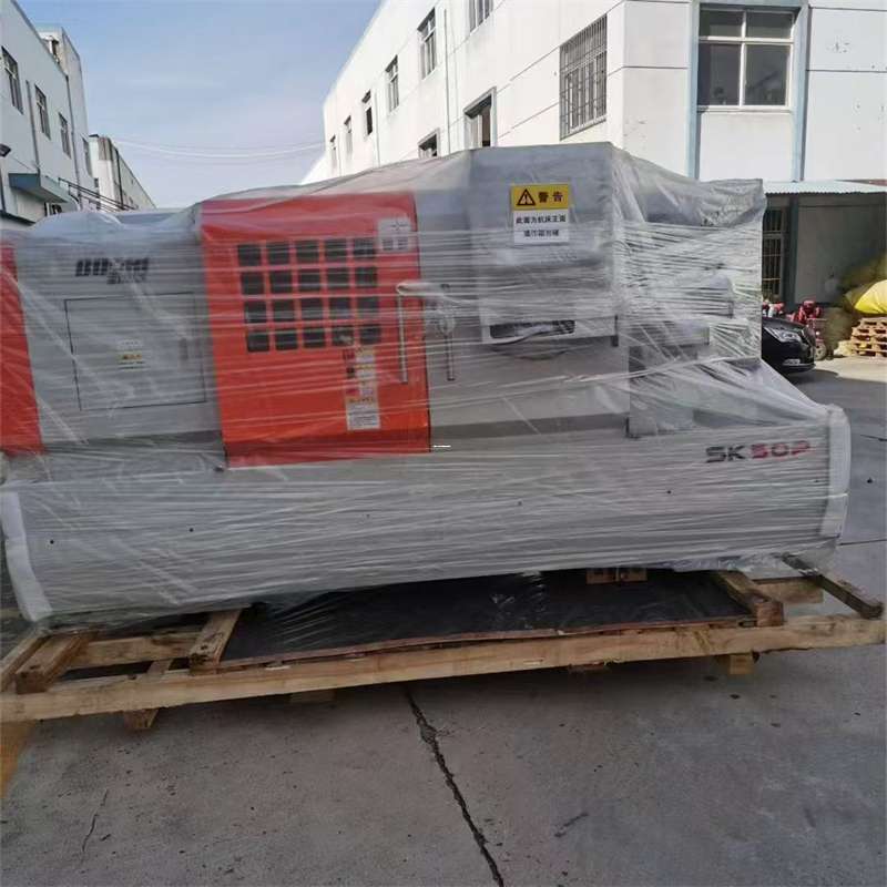荔湾区温宿县：物流专线开启货运新征程