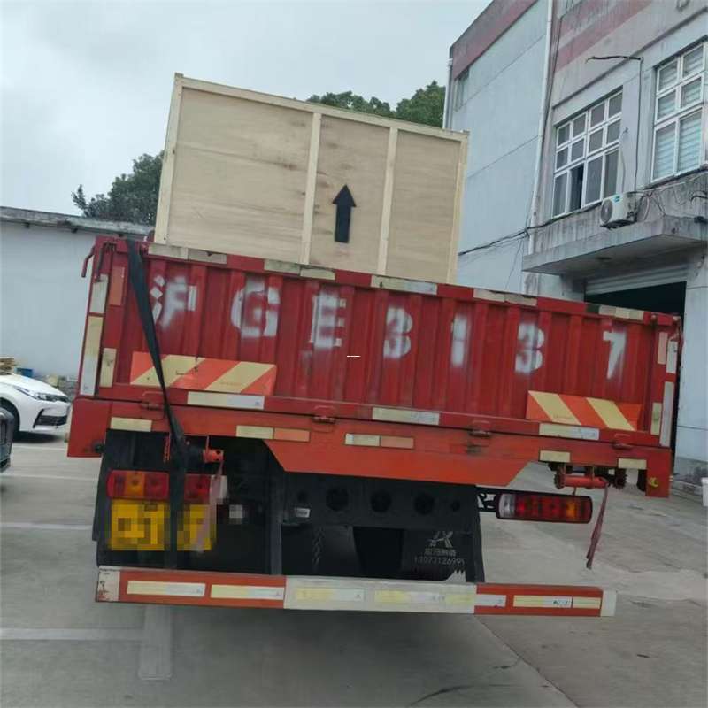 荔湾区米林县：物流专线的高效货运之旅
